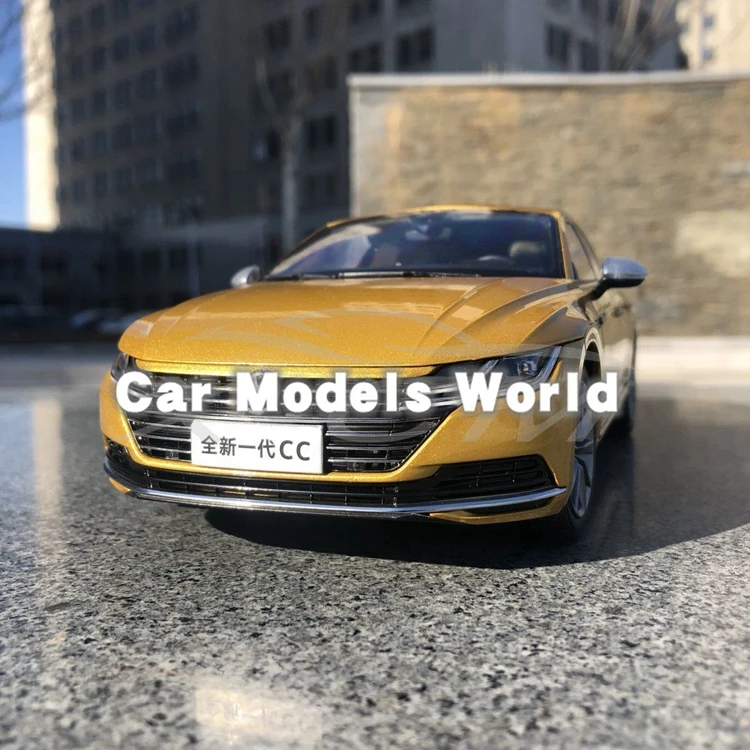 Литая под давлением модель автомобиля для Arteon следующего поколения CC 1:18(золото/желтый)+ маленький подарок