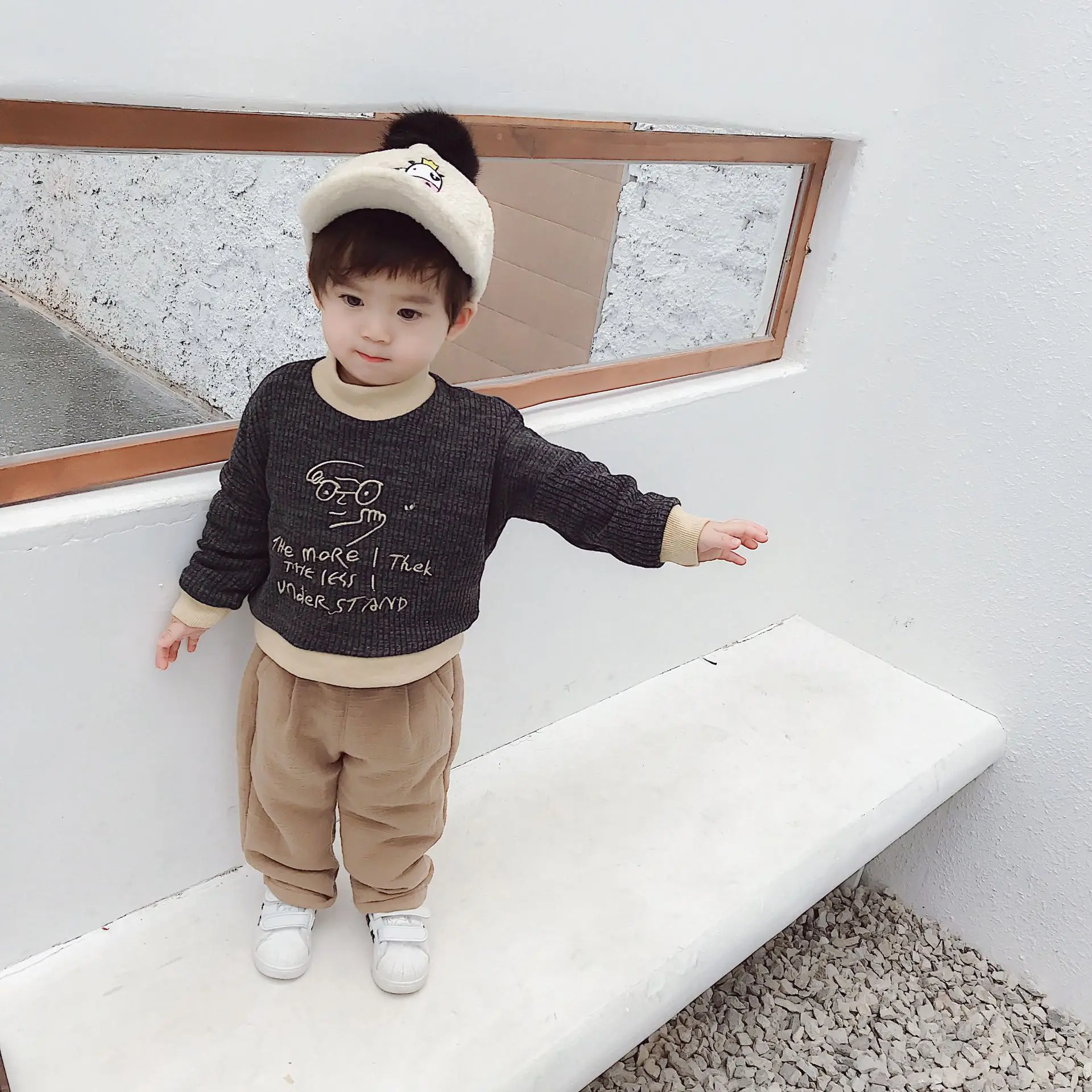 

Winter 2018 baby boys cartoon letters embroidery long sleeve thicken sweatshirts cute kids cotton fleece warm hoodies