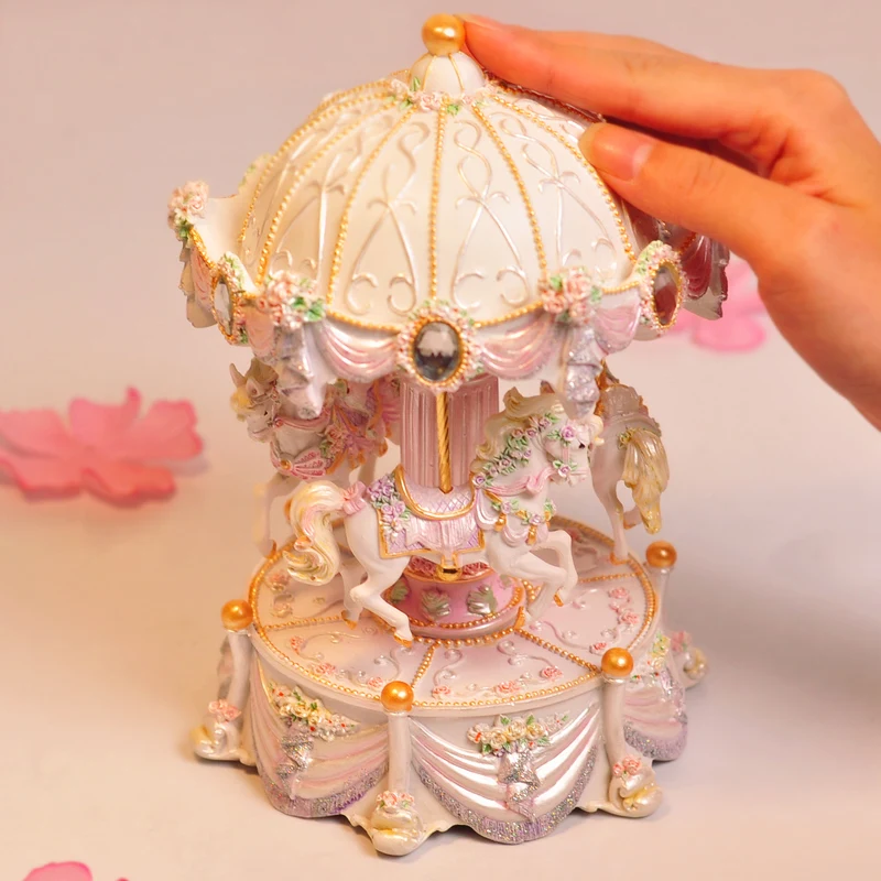 

WS Arts Creative Carousel Music Box with LED Flashing Light Musical Boxes Chirldren Girl Friend Valentine's Day Christmas Gift
