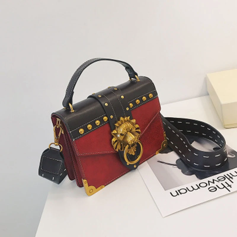 

2019 explosion models multi-functional texture lock rivet fashion elegant small square bag shoulder slung solid color bag