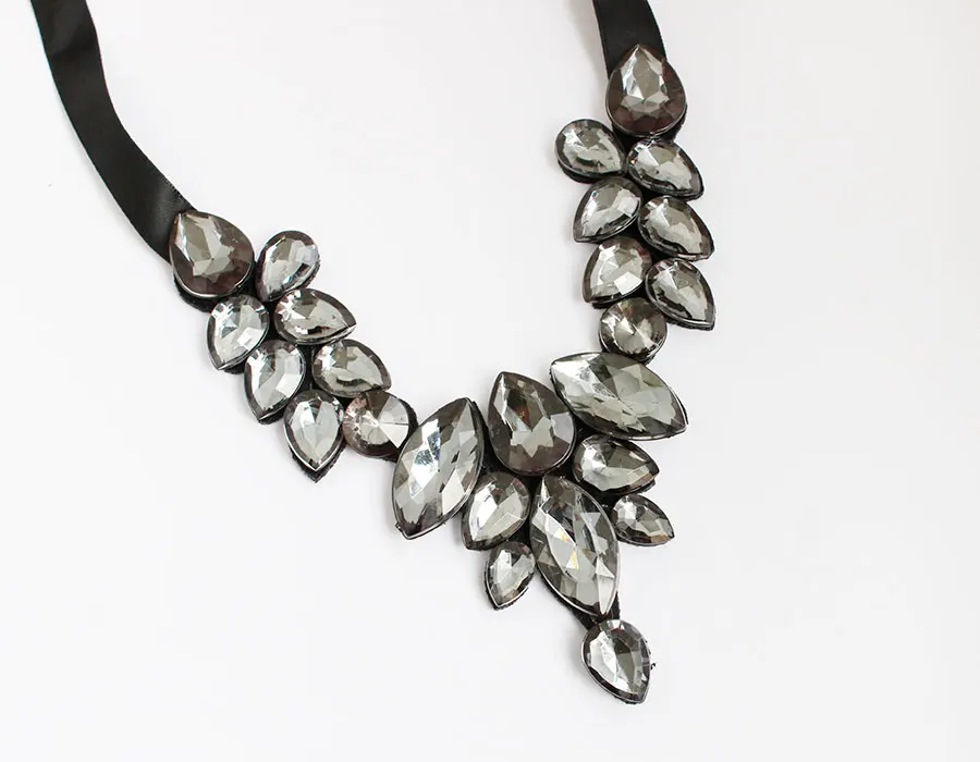 

F&U Adjustable Black Ribbon Flexible Size with Different Colors of Resin Crystal Pendant Necklace