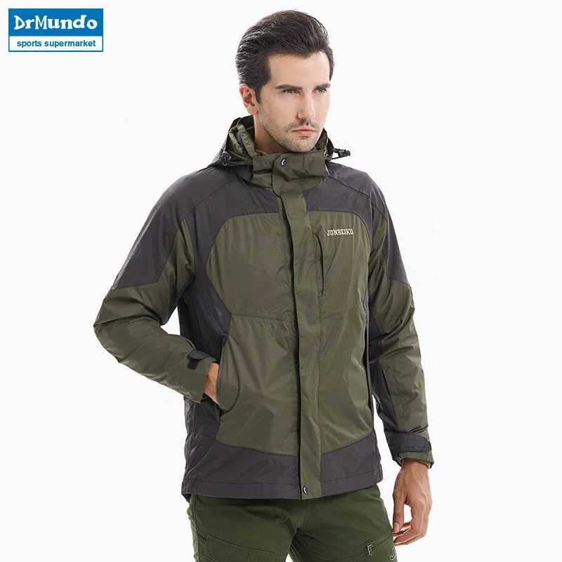 Outdoor Waterproof Hiking Rain Jacket Men Thermal Mountain