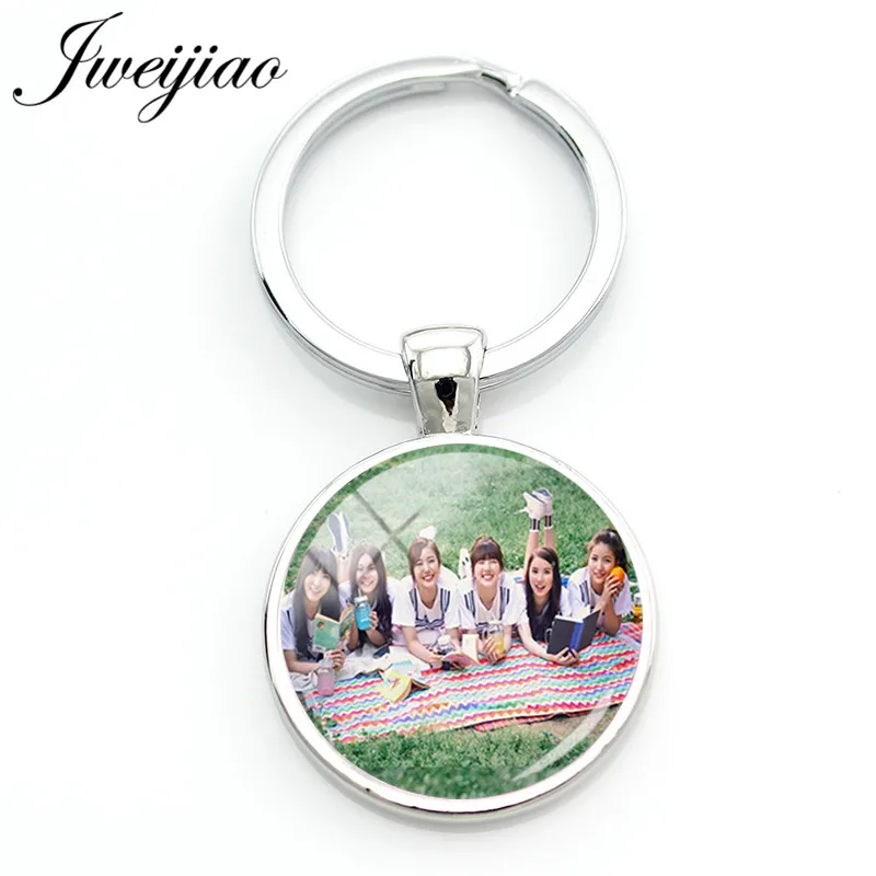 

JWEIJIAO Kpop Gfriend Round Keychain Album Photo Glass Gems Keychain Silver Color Metal Key Pendant Custom Fans Gift GF70