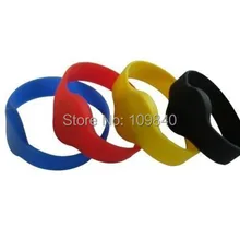 13,56 МГц силиконовый браслет образец