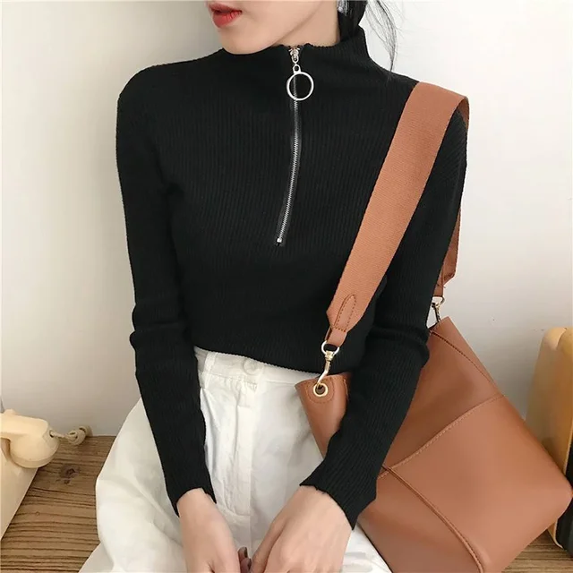 sweater with circle zipper