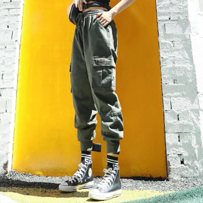

2019 New Loose Women's Bottom Pants Multi-pocket Velcro Beam Pants Women's Straight Solid Color Handsome Tooling Women's Pants