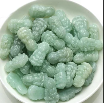 

Trendy jade Guanyin pendant necklace natural jade Guanyin male tycoon