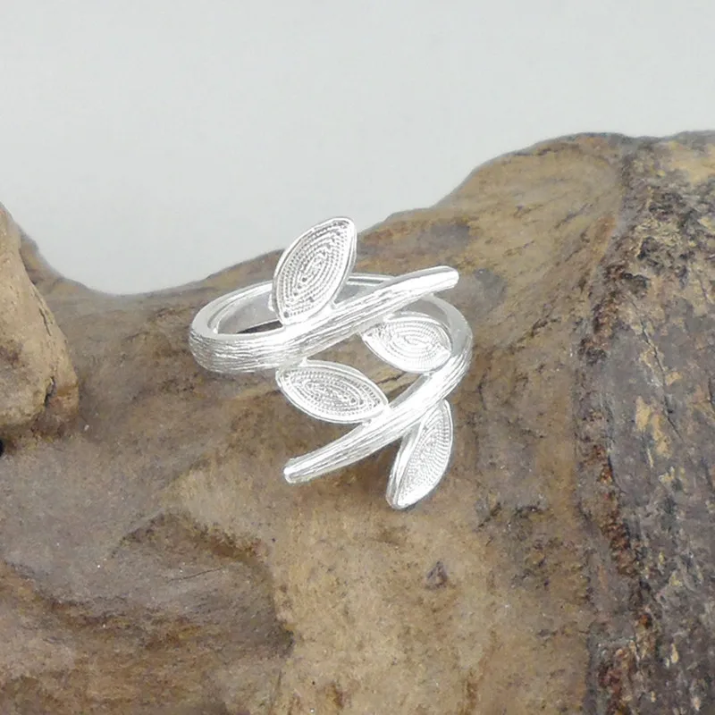 

Olive Leaf Wheat Rings Sterling Silver Finger Ring for Women Peace Symbol Party Rings Female Plant Luxury Jewelry Bijoux Femme