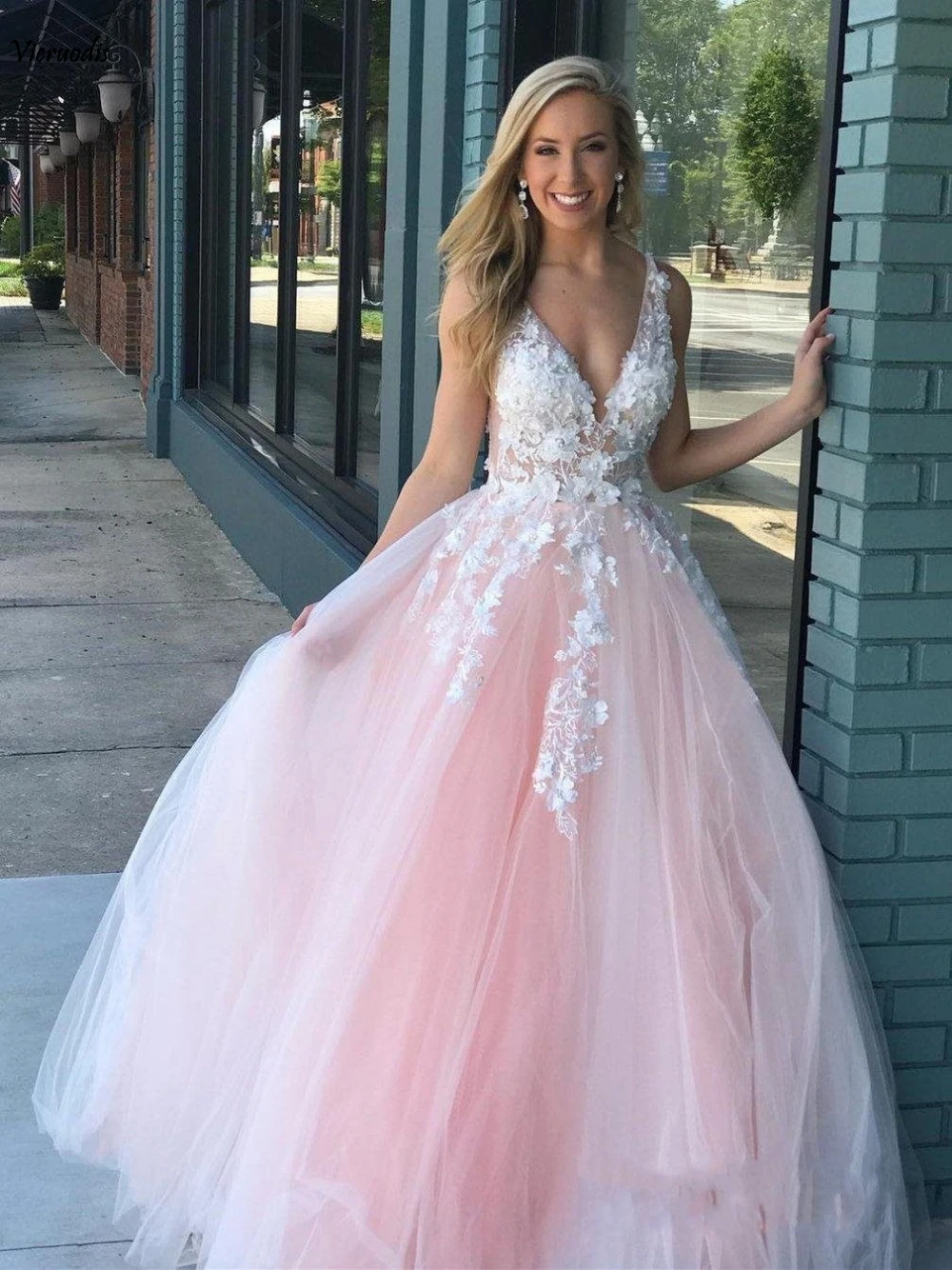 130-1               Romantic Design Princess Blush Pink Beaded Lace Applique vestidos de fiesta Party Prom Gowns 2019 Ball Gown Long Prom Dress