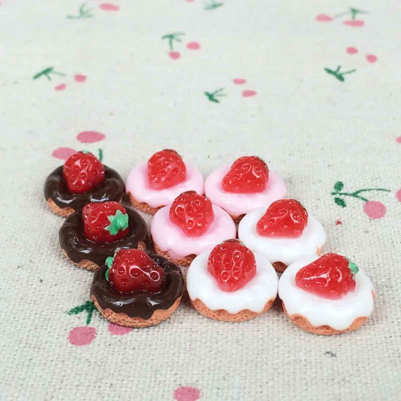 

10Pieces Flatback Flat Back Kawaii Resin Cabochon Fake Miniature Food Strawberry Cake Resin Craft Decoration For Doll House:15mm