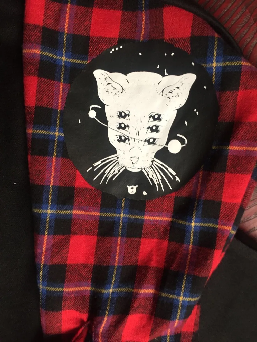 Лоскутная клетчатая полосатая футболка в готическом стиле с принтом кота, с капюшоном и карманами, Harajuku, Женская/Мужская футболка, уличная футболка, топ в стиле панк, футболка