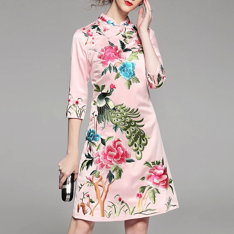 Женское вышитое атласное платье Ципао, женское винтажное элегантное свободное платье Ципао с коротким рукавом и вышивкой, китайское платье - Цвет: color1