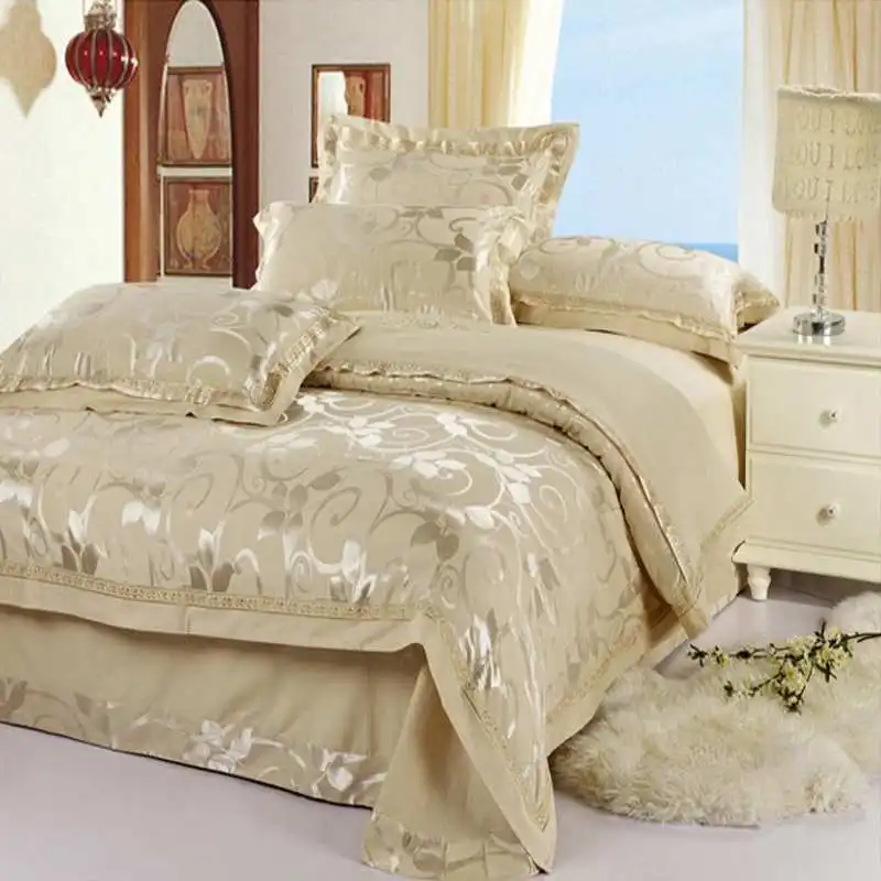 Luxury Jacquard bedding set Silk 4pcs satin bedclothes bed