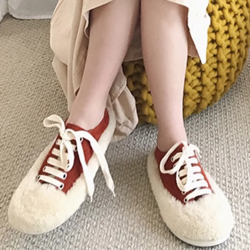 

2018 European American autumn winter mixed color genuine leather wool decoration flats round toe cross-tied girl student shoes