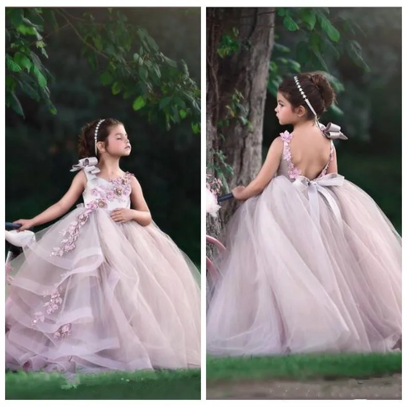 

2019 New Lavender Flower Girl Dresses Sheer Neck A Line First Holy Communion Dresses Ruffle Girl Pageant Dresses Custom Made
