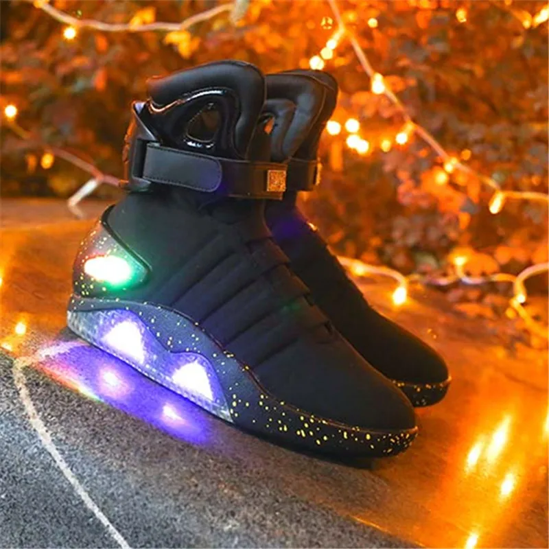 FANCIHAWAY Christmas Running Shoes For Men Back To The Future Warrior Limited Edition High-tech USB Rechargeable LED Men's Shoes