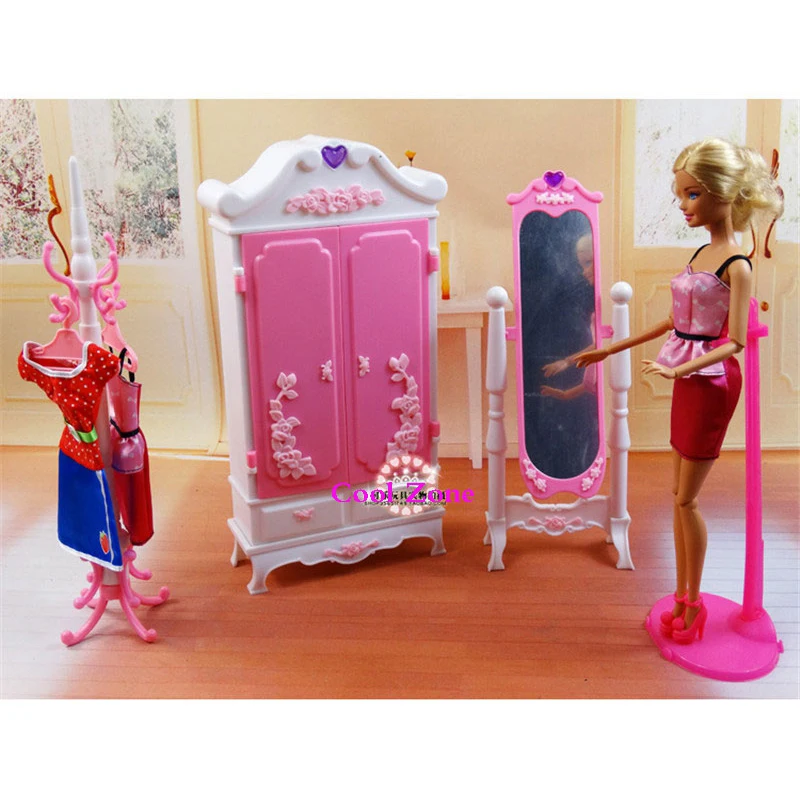 barbie dressing room