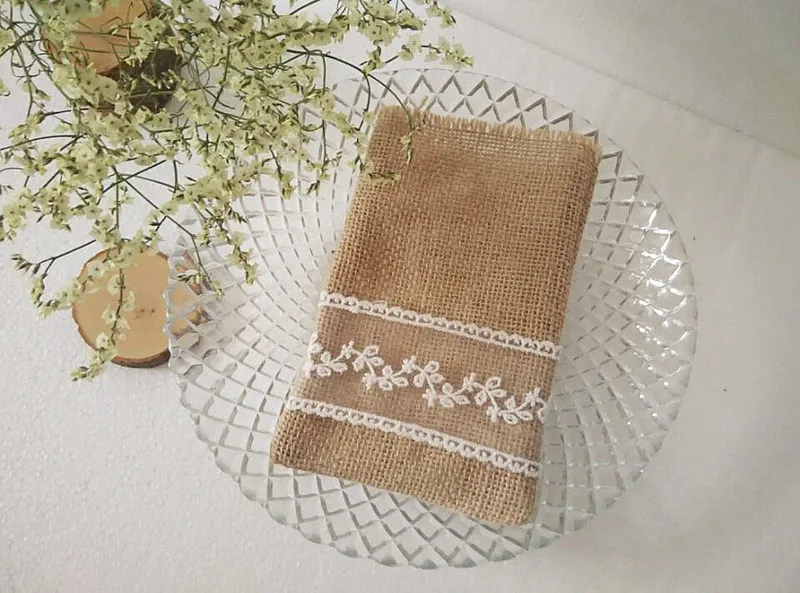 Free-Shipping-Party-Supplies-Lace-Burlap-Bags-Wedding-Favors-Baby-Shower-Birthday-Candy-Bags-50-PCS (4)