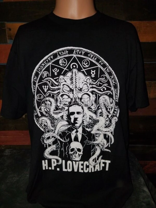 

H.P. Lovecraft Black T-Shirt - Cthulhu - Necronomicon - Mountains of Madness