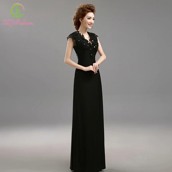 straight black gown
