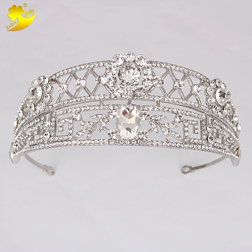 Us 14 77 31 Off Xinyun 2018 Crystal Sample Wedding Decorations For The Bride Crown Hair Accessory Crown Rhinestone Fashion Bridesmaid Present In