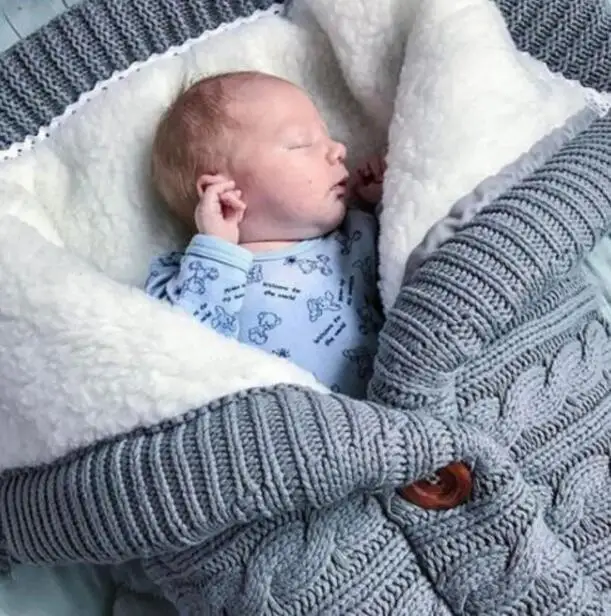 

Thick Flannel 3 Buttons Newborn Sleeping Bag Infant Outdoor Trolley Sleep Bag Feet Baby Swaddle Wrap Knit Envelope Bag