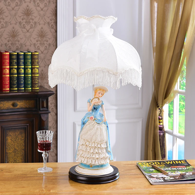 Moden декоративная керамическая настольная лампа прикроватная настольная лампа для спальни гостиной креативная Красивая Дамская Настольная лампа с вентилятором - Цвет абажура: White