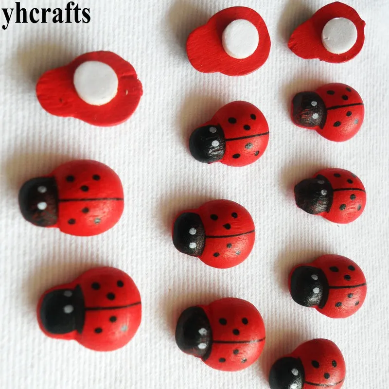 100PCS/LOT 1.2x1.5cm red ladybug wood stickers bee apple animals smile stickers Kindergarten toys Easter crafts Wall sticker OEM
