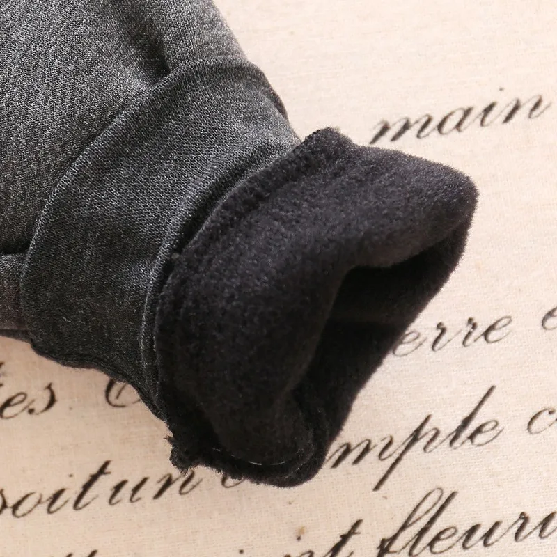 3429744642_975550964