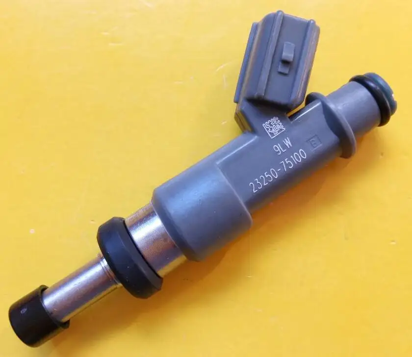 4pcs / Lot Fuel Injectors 23209 75100 23250 75100 Fuel Nozzles for