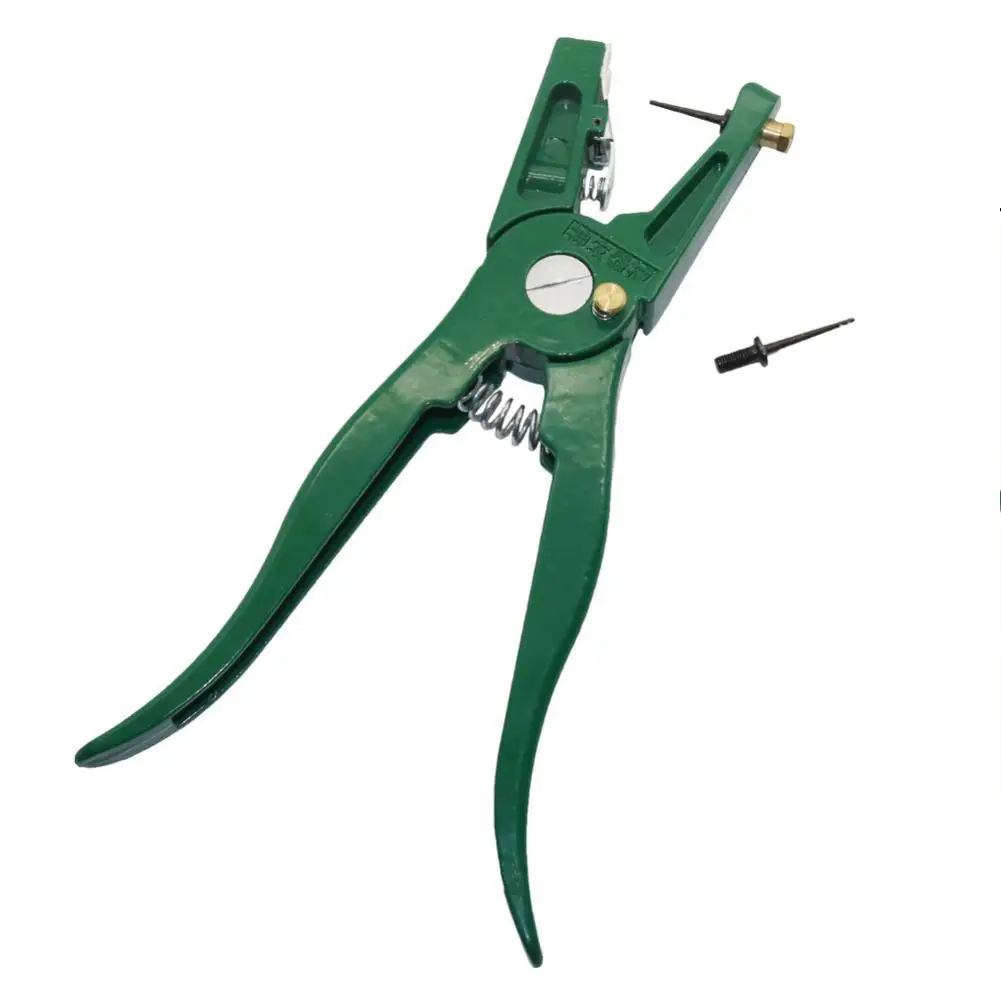 

AsyPets Green Alloy Ear Tag Pliers Identification Tool with 2 Ear Tag Needle For Pig Cow Sheep