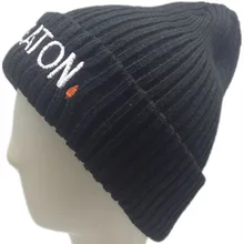 Мультфильм компьютерная вышивка густая шерсть ветер Шапки Вязание сплошной цвет Кепки зимние мягкие теплые защита ушей Подкладка из флиса шапочки