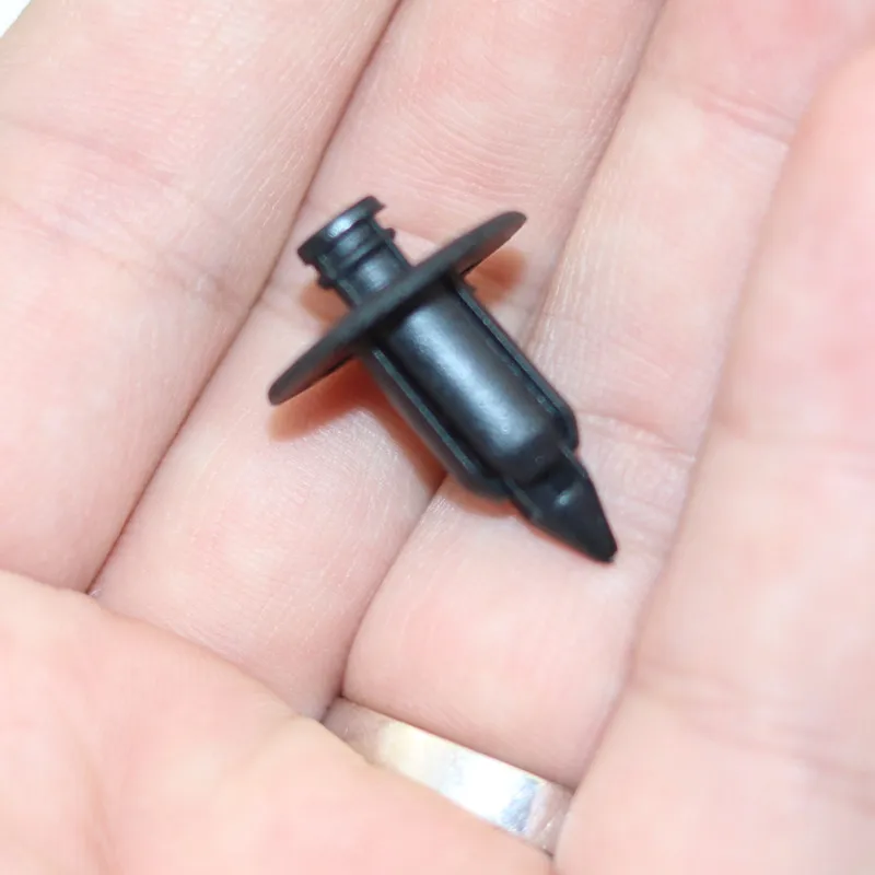 

Car Fastener Plastic Rivet Bike Fairing Trim Clips for Suzuki grand vitara suzuki sx4 swift Suzuki jimny accessories car-styling