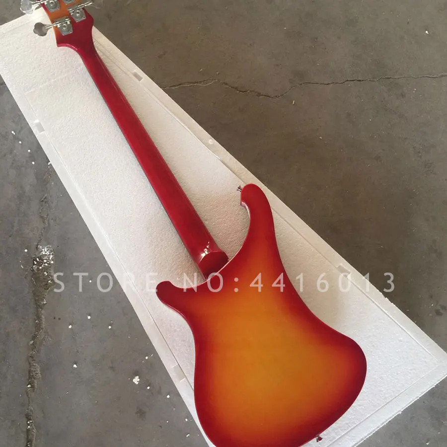 Rickenback-4003-bass-guitar3