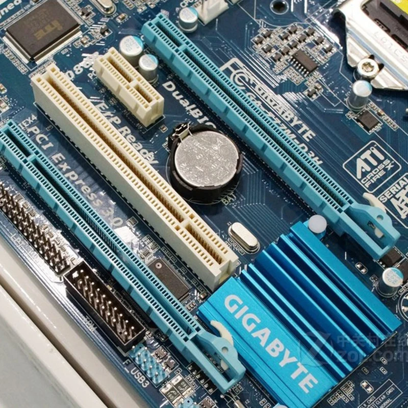 Материнская плата Gigabyte GA-Z77M-D3H для Intel Z77 DDR3 USB3.0 32GB LGA 1155 Z77M D3H системная плата для настольных ПК PCI-E 3,0 б/у