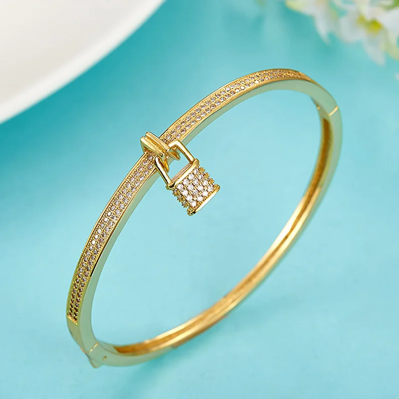 

Luxury Brand AAA Cubic Zircon Key Bangles Bracelets Women Party Couple Gifts Jewelry Fashion Girl Friend Couple Bangles Bijoux
