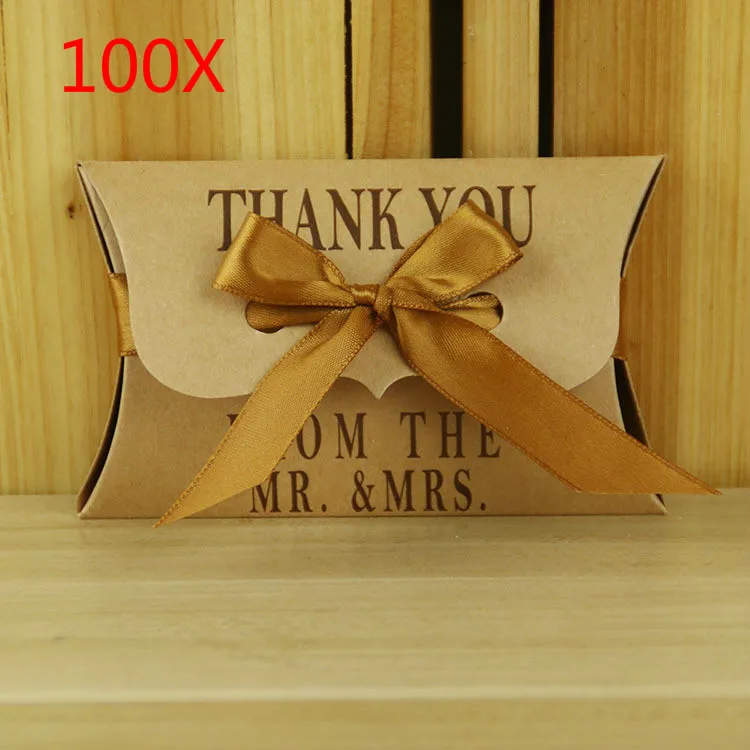 

100pcs Paper Candy Box Wedding Gift for Guests Wedding Favors and Gifts Boxes with silk Bow