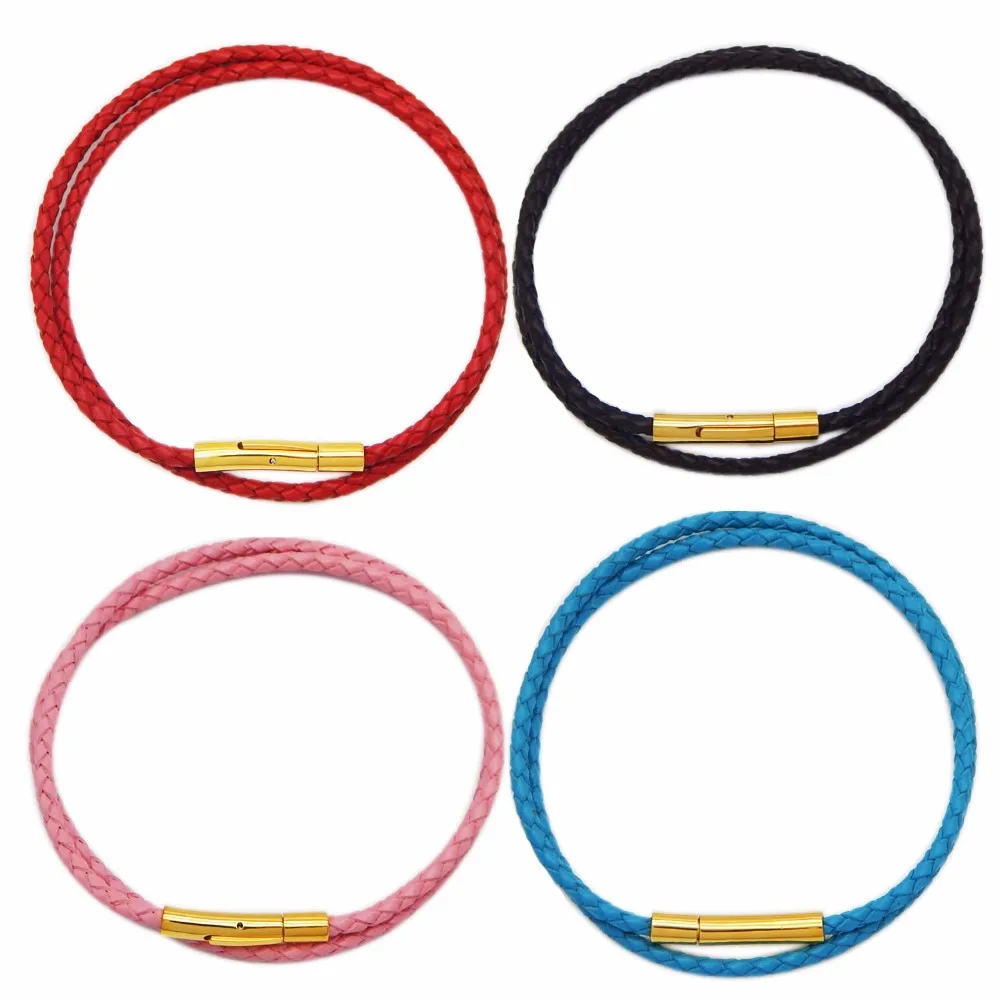 3010556939_424696418