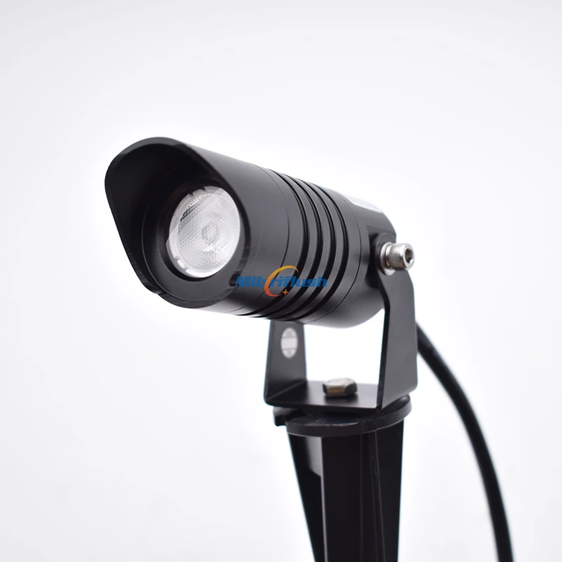 

110V 240V Landscape Lighting 3W Outdoor Garden Lighting IP65 CREE Spike Spot Light Round/Spike Base Black/Silver 16pcs/lot