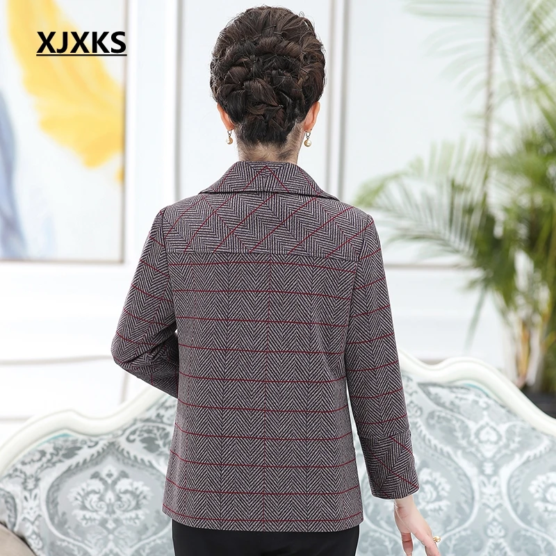 Treillis Printemps Xjxks Poche 2019 De Grande Gris Décontracté Taille Manteaux Veste Moyen Nouvelles down Manteau D'âge Femmes Modis Col Turn rrESPqgB