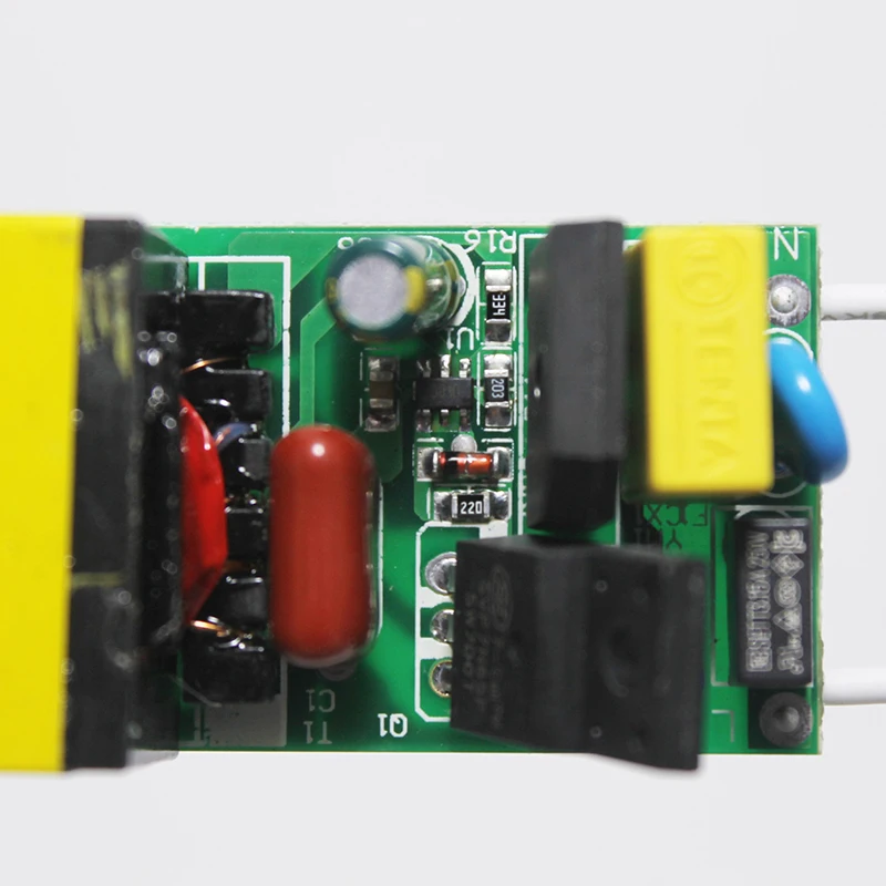 3 шт./лот 15-30 Вт внутренний привод DC30-42V 500mA/600mA/700mA/750mA светодиодный светильник источник питания освещение Трансформатор AC220