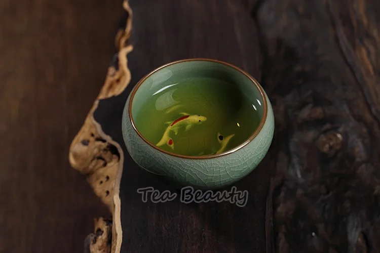 2 шт Китайский Longquan Celadon фарфоровые КИТАЙСКИЕ чашки чайное блюдце чаша для чая Золотая Рыба 70 мл китайский заварочный чайник Celadon Crackle чайный набор