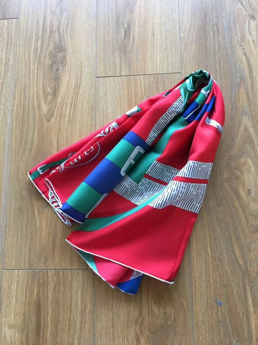 

2019 new arrival spring autumn chain pattern 100% pure silk scarf twill hand made roll 90*90 cm shawl wrap for women lady