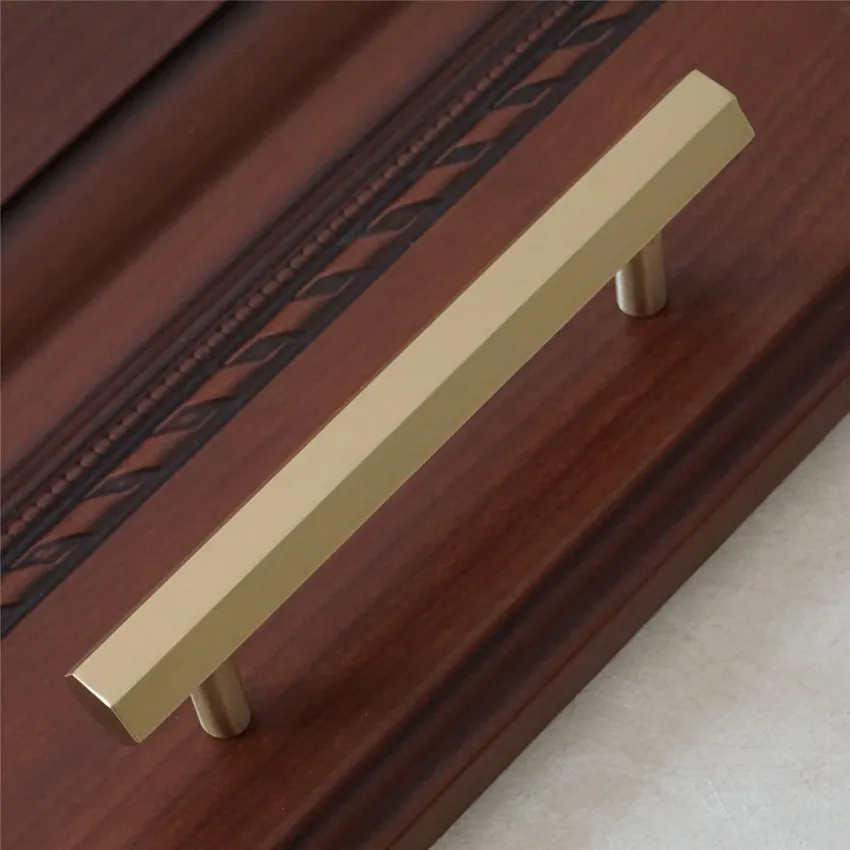 2.5 ''3.75'' 5 ''6.3'' 8.8 ''Brushed النحاس مسدس تسريحة سحب مقبض مقابض المطبخ مقبض كابينة مقبض درج سحب مقابض باب 2.5 ''3.75'' 5 ''6.3'' 8.8 ''Brushed النحاس مسدس تسريحة سحب مقبض مقابض المطبخ مقبض كابينة مقبض درج سحب مقابض باب