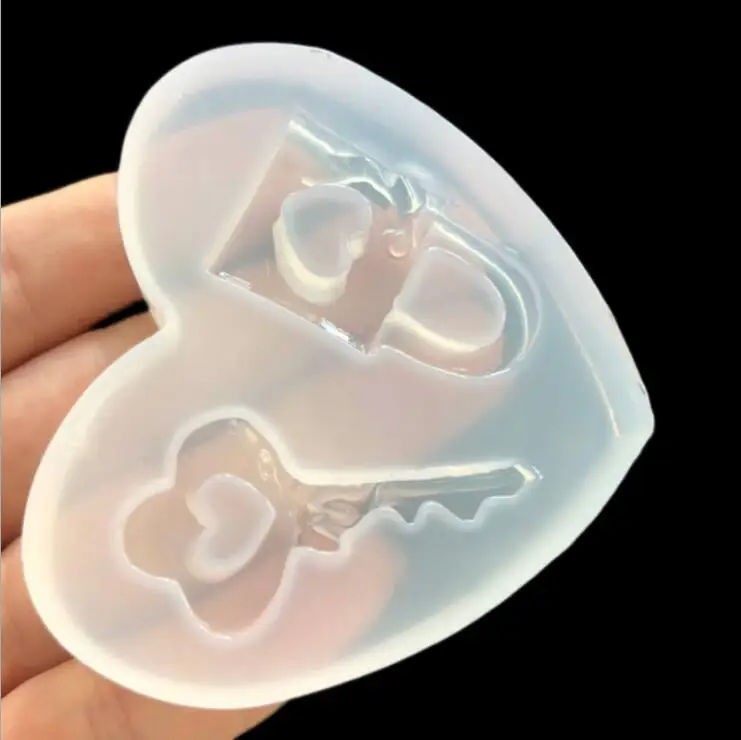 1pcs Liquid silicone love key and lock mold DIY resin jewelry pendant