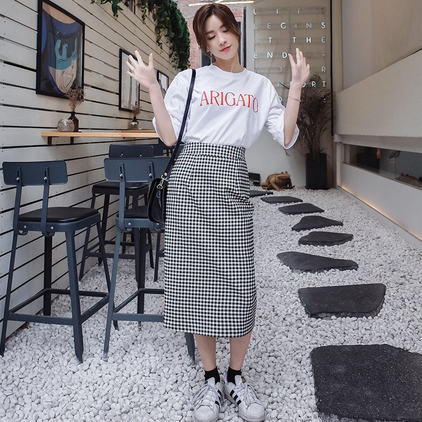 

2019 New Arrival Women's Red Letter Print Batwing Sleeve White T Shirt O Neck Tees Korea Style Loose Cotton Fashion Top T92001F