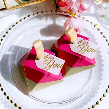 

50pcs New Arrival Rose Diamond Style Wedding Favors Candy Boxes Party Supplies Bomboniera Thanks Gift Chocolate Box