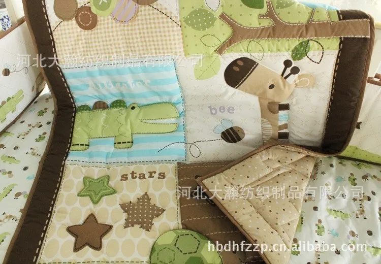 الترويج! 6 قطع التطريز 100% ٪ الفراش لحاف الوفير (الوفير + غطاء لحاف السرير) الترويج! 6 قطع التطريز 100% ٪ الفراش لحاف الوفير (الوفير + غطاء لحاف السرير)