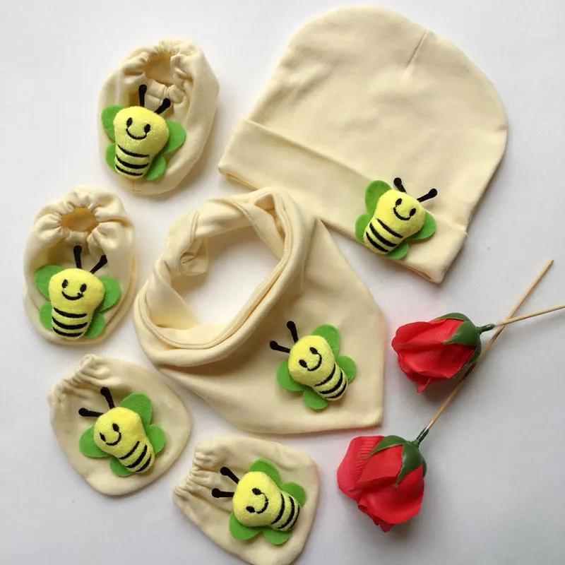 Для новорожденных милый варежки Анти-Царапины наборы хлопковый мягкий теплый варежки для новорожденных, шляпа, нагрудник 4 шт наборы с варежками - Цвет: Bee