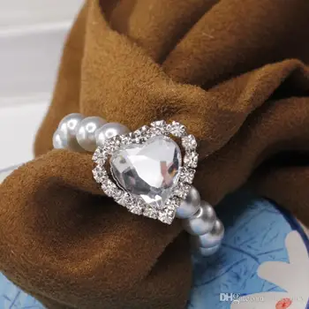 

White Heart Shape LOVE Big Rhinestone Shiny Pearls Crystal Napkin Rings For Wedding Party Table Decoration Supplies